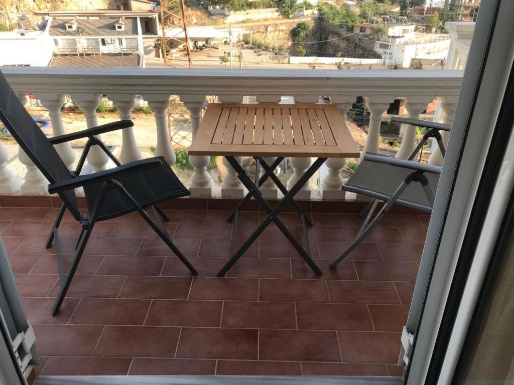 Stunning Sea View Apartments Sarande Exterior photo
